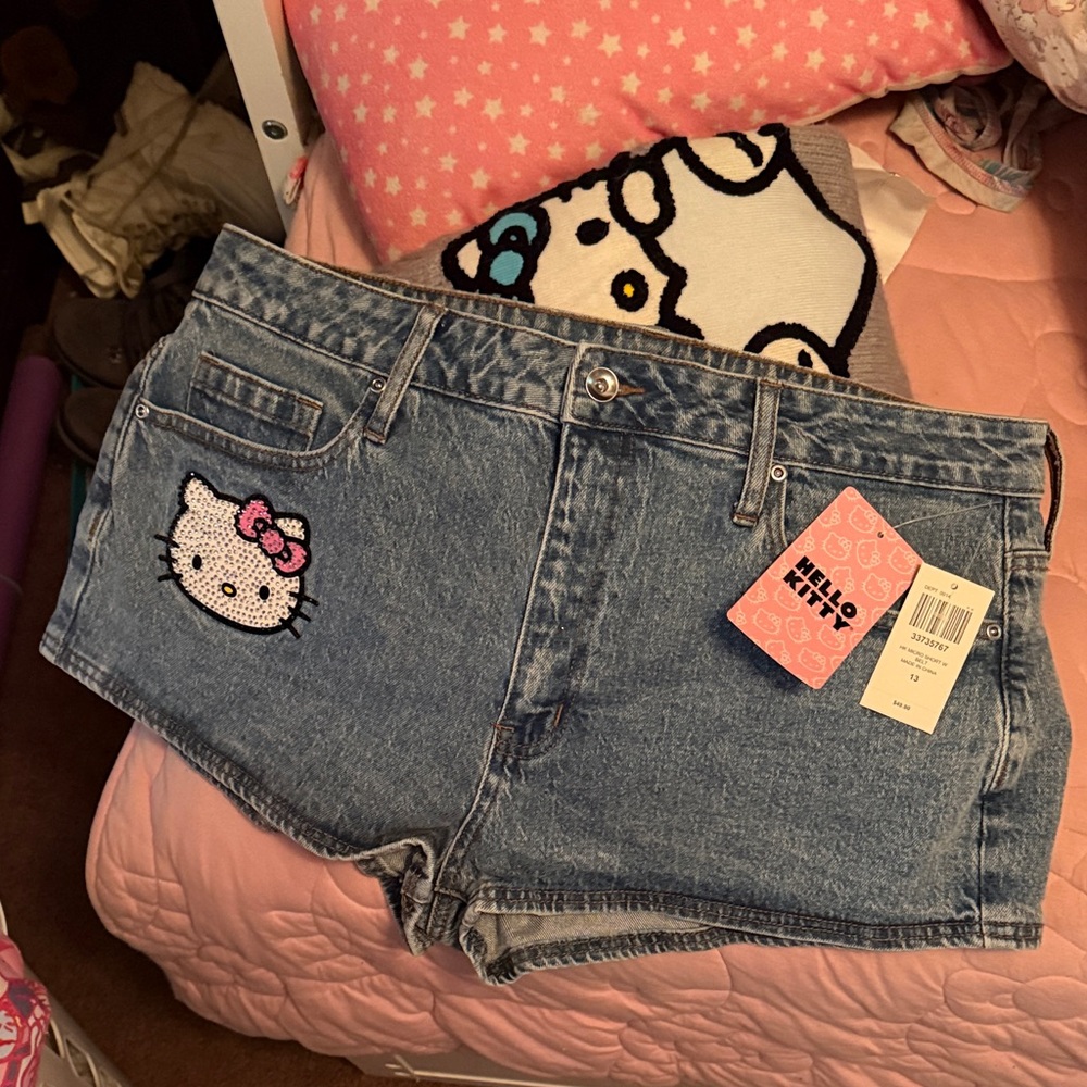 Hello Kitty Embroidered Jean Shorts - Blue